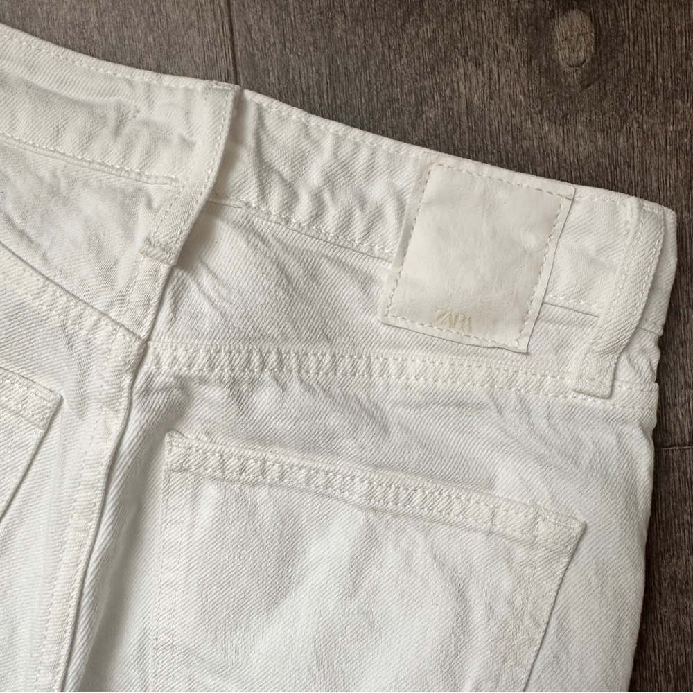 NWOT Zara White Frayed Hem Straight-Leg Jeans - Picture 6 of 6